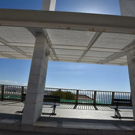 Albufeira, T0 Near Center, Algarve Apartment *